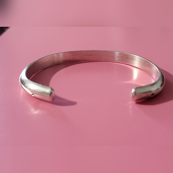 Native American Indian Hand Made Laguna Navajo Sterling Silver Cuff Bracelet - Picture 2 of 8